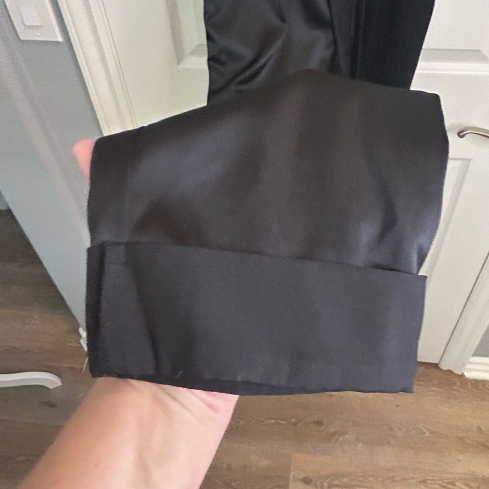 🖤”White House Black Market”Black Satin Jumpsuit w/ Tie Belt V-Neckline & Pockets - Picture 3 of 13